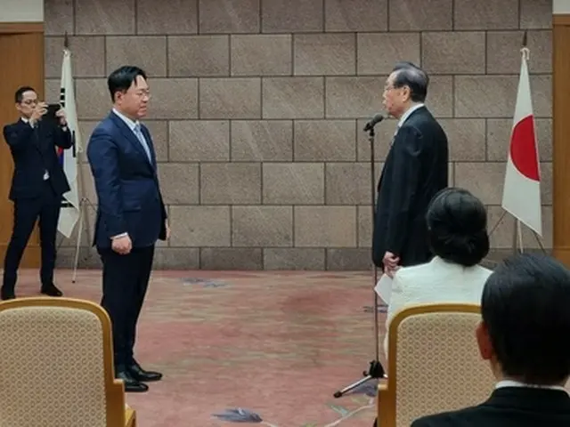 稲村建男県議に全北特別自治道の名誉道民証が授与された（同道提供）＝（聯合ニュース）≪転載・転用禁止≫