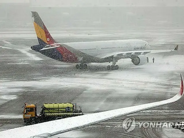 ２７日の仁川空港の様子＝（聯合ニュース）