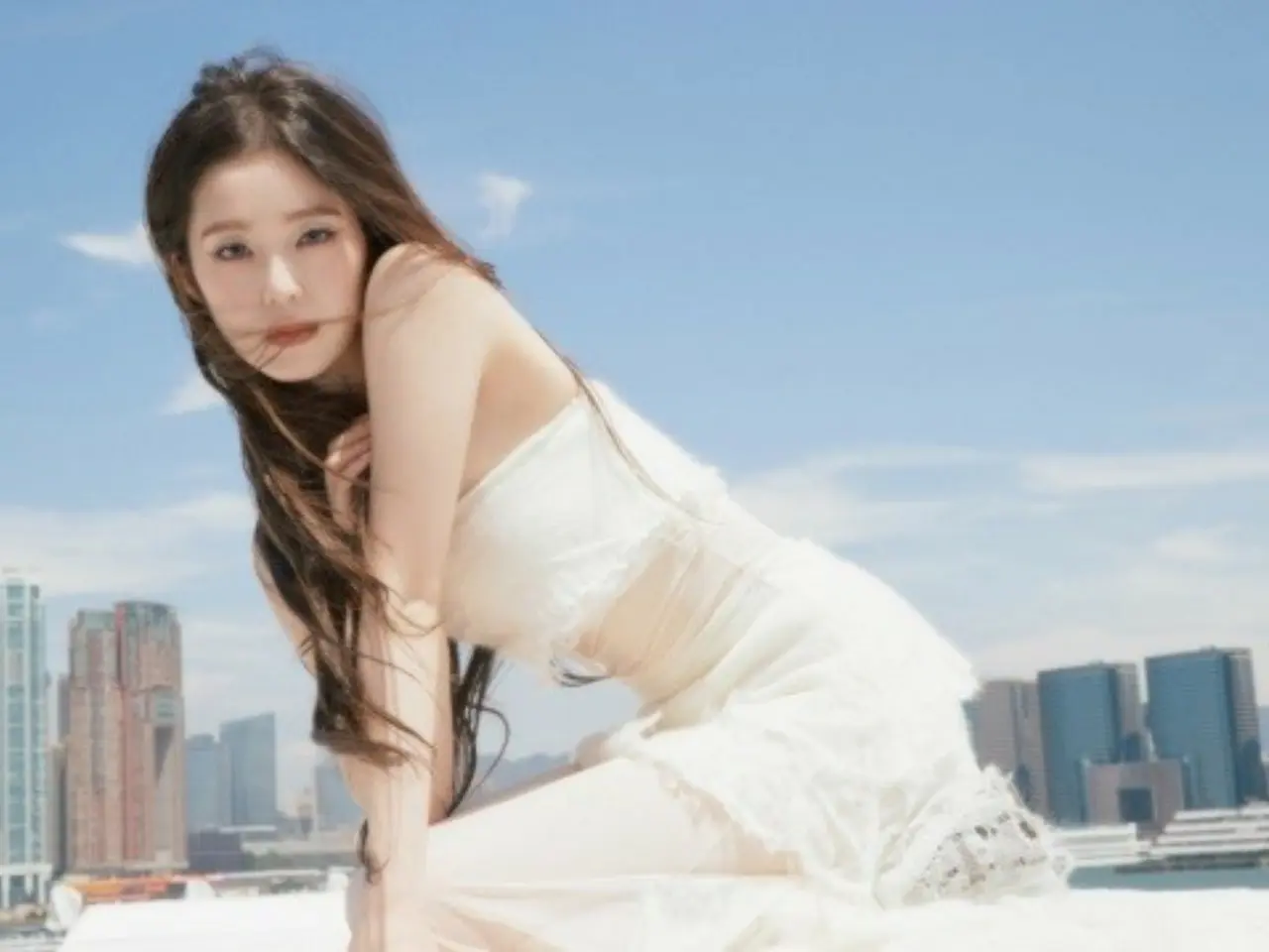 Red Velvet」アイリーン、1stミニアルバムが初動33万枚突破…熱い人気