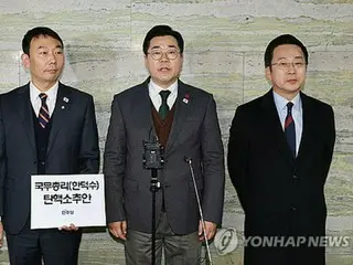 韓国最大野党　大統領代行の弾劾訴追案発議を保留