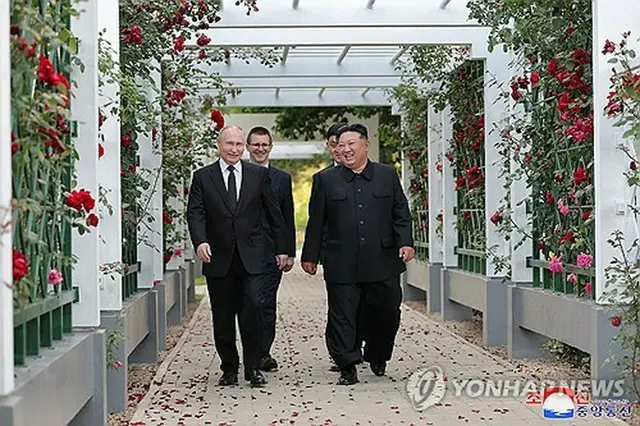 金正恩氏とプーチン氏は６月に平壌で会談した＝（朝鮮中央通信＝聯合ニュース）≪転載・転用禁止≫