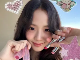 「BLACKPINK」JISOO、ディズニープリンセスのようなビジュアルを披露