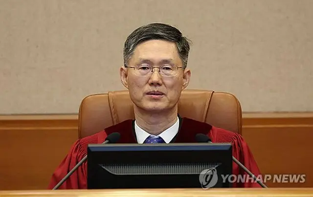 文炯培・憲法裁判所長権限代行＝（聯合ニュース）