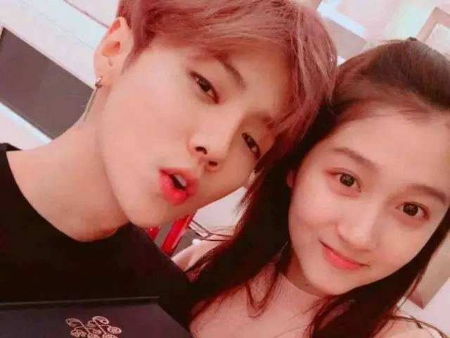 「EXO」出身のルハンが恋人である中国女優グァン・シャオトンとの破局説に包まれた。