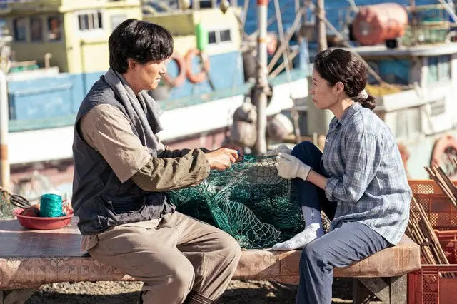 クレジット表記:Netflixシリーズ「おつかれさま」独占配信中