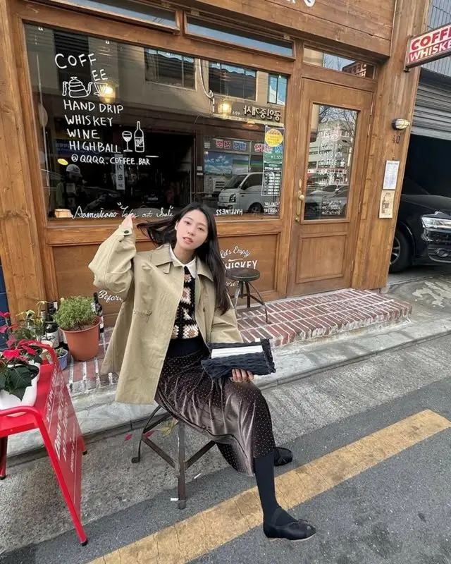 ソリョン（AOA）、“彼女風”写真大放出…長い髪をなびかせて“ときめく”美貌2