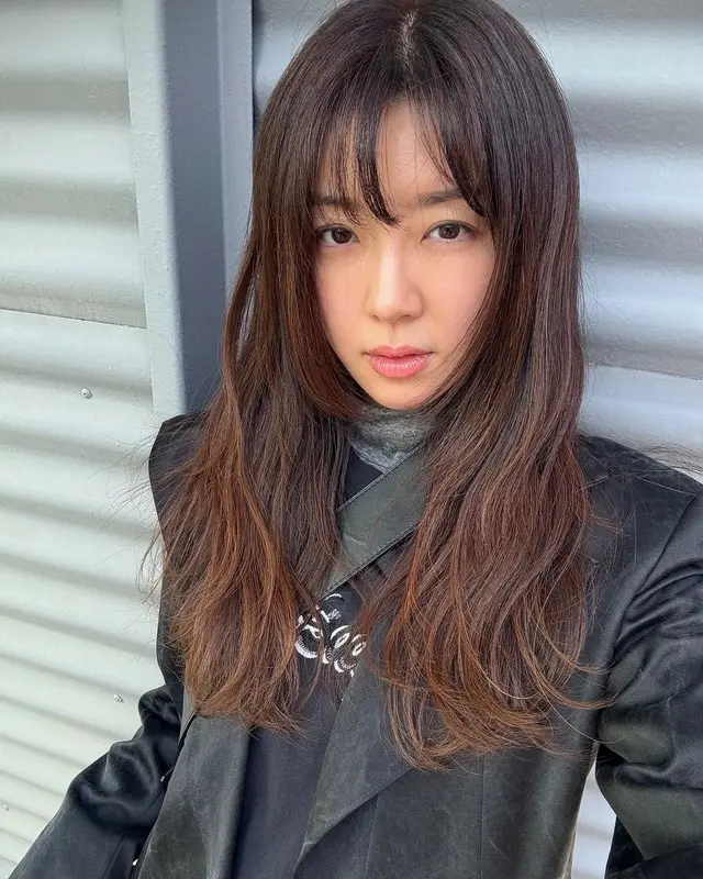 女優パク・ハンビョル、41歳が信じられない童顔ビジュアル...6年ぶりの復帰を控え美貌を披露