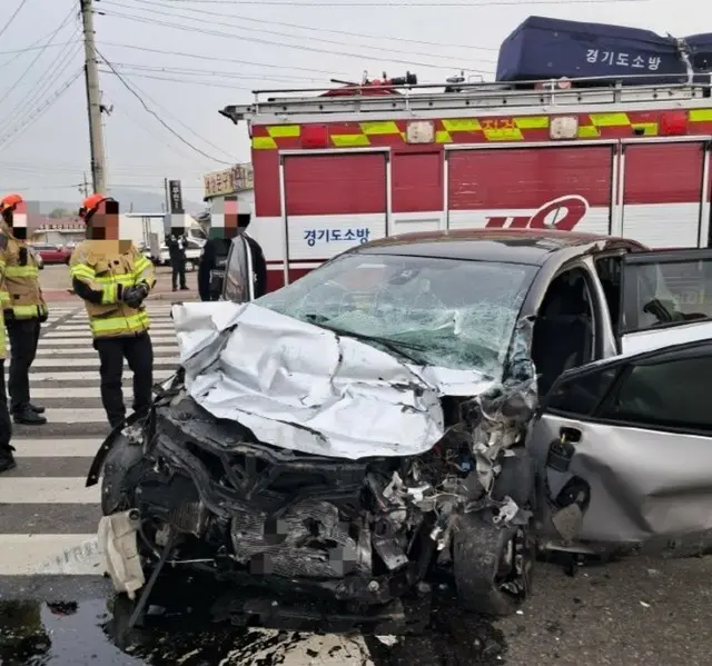 南揚州でバス・乗用車の衝突事故...70代の運転者が死亡＝韓国