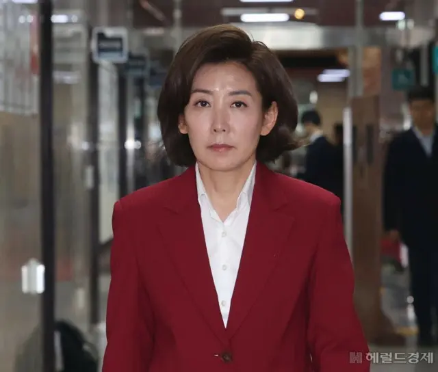 韓国与党議員、首相の弾劾棄却に「大統領の職務復帰も」