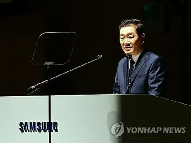 １９日に開かれたサムスン電子の定期株主総会で発言する韓氏（資料写真）＝（聯合ニュース）