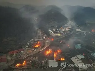 韓国南東部の大規模山火事　死者１６人に＝４市・郡へ拡大