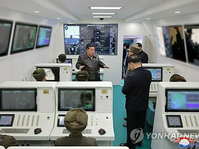 北朝鮮の朝鮮中央通信は金正恩国務委員長（朝鮮労働党総書記）が２５～２６日に無人航空技術連合体と探知電子戦研究集団の国防科学研究事業を指導したと報じた＝（朝鮮中央通信＝聯合ニュース）≪転載・転用禁止≫
