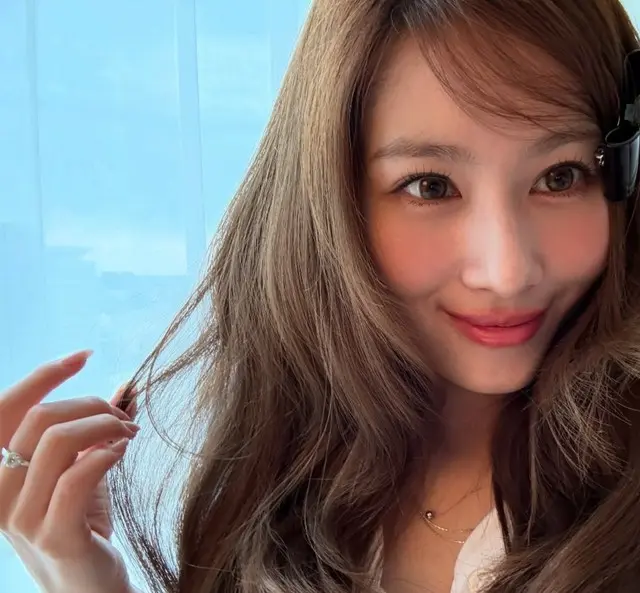 「TWICE」サナ