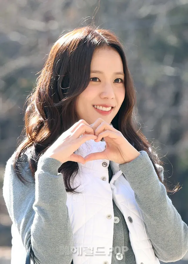 「BLACKPINK」のJISOO、山火事被害に1億5千万ウォンを寄付…「心を痛めている」