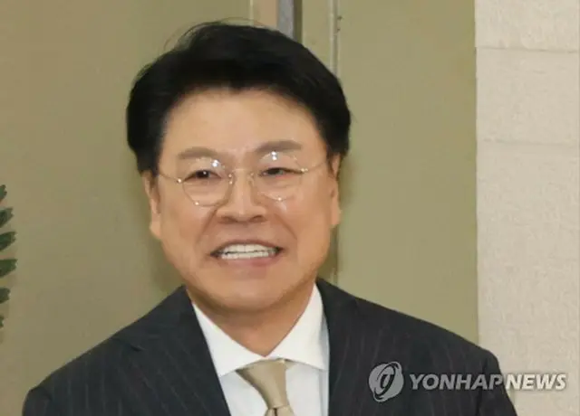 張済元（チャン・ジェウォン）前国会議員＝（聯合ニュース）