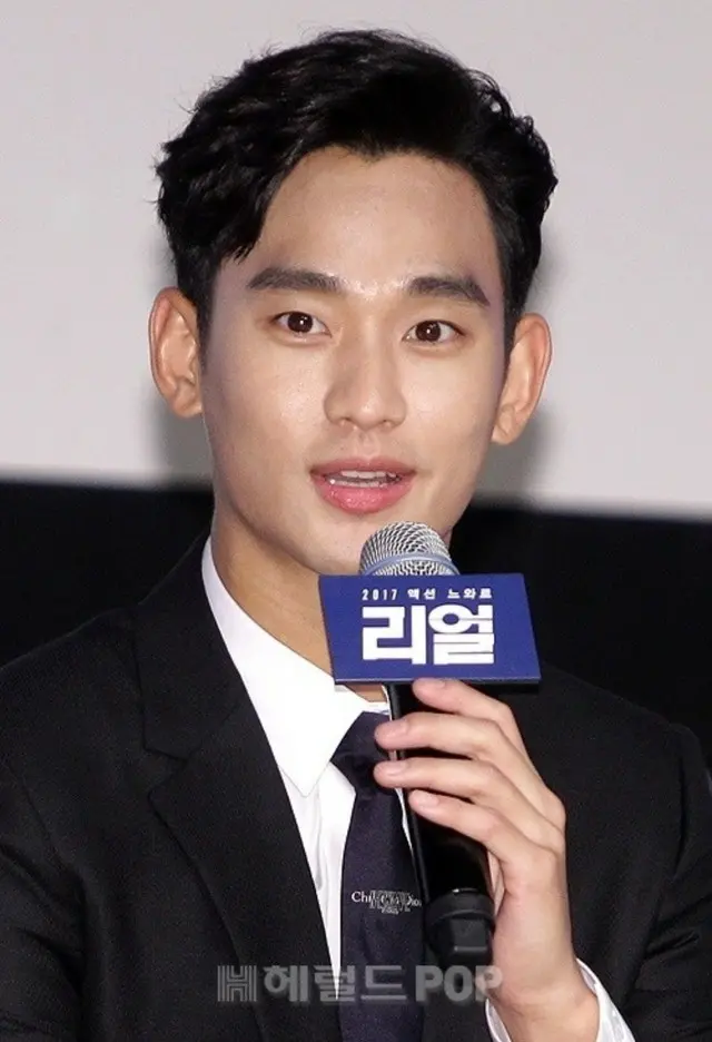 俳優キム・スヒョン、未だに「だんまり」で論議は沈黙するのか…「釈明して」vs「支持」 ファンダムも分裂