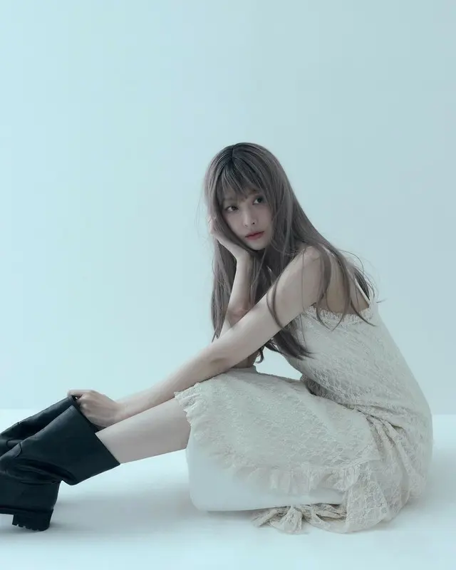女優オ・ヨンソで合ってる？、がらりと変わった雰囲気…現役アイドル級ビジュアル公開