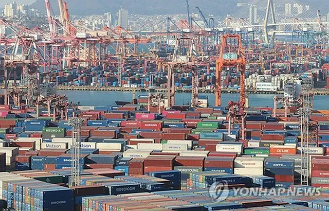 韓国南部の釜山港（資料写真）＝（聯合ニュース）
