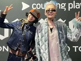G-DRAGON（BIGBANG）、ハートを試みたナナ（AFTERSCHOOL）に…はにかみツーショットが話題