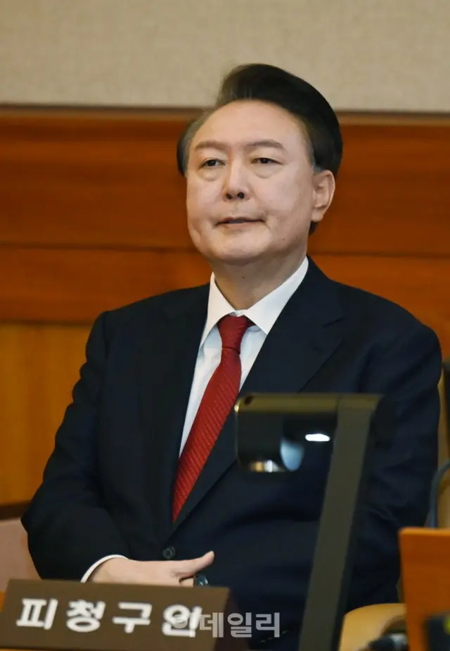 憲法裁、本日弾劾宣告...復帰と罷免の間で尹大統領の運命は？＝韓国