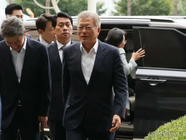 <W解説>韓国検察、文前大統領に出頭要請も、書面調査なら応じるという消極姿勢