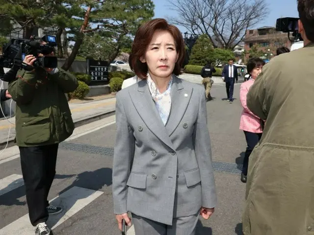 羅卿瑗、国民の力議員