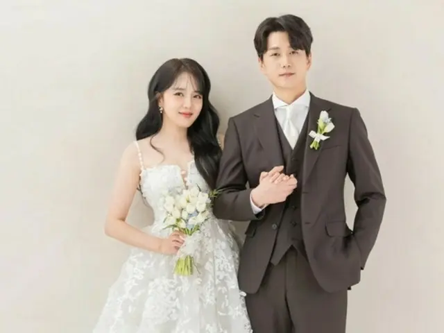 カン・ウンビ、17年間の熱愛実る…ビョン・ジュンピルときょう（5日）結婚…「2人で一生懸命生きる」