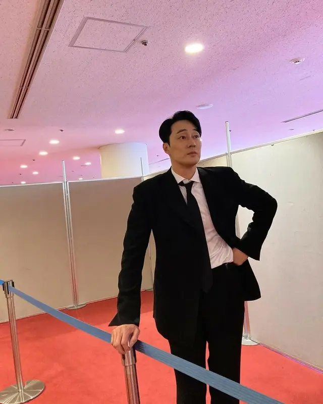 俳優ソ・ジソブ、日本でのイベントのビハインドを公開…「2PM」テギョン＆「VIXX」出身エンとのスリーショットも04
