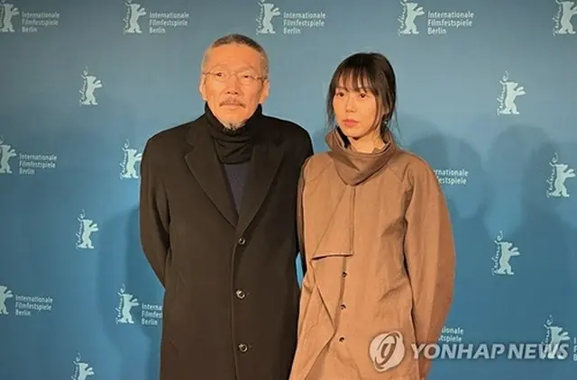 ホン・サンス監督（左）とキム・ミニさん（資料写真）＝（聯合ニュース）