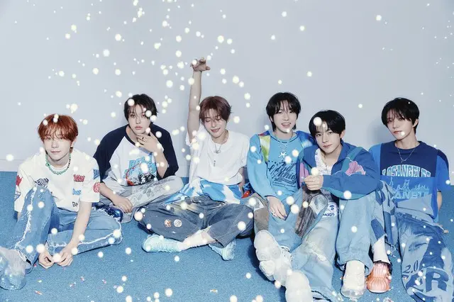 「NCT WISH」、新曲「poppop」のパフォーマンスで 爆発させる清涼エネルギー