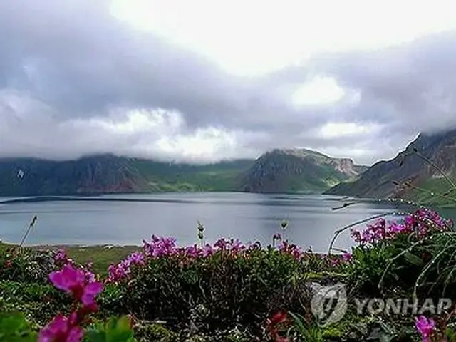 白頭山（朝鮮中央テレビより）＝（聯合ニュース）≪転載・転用禁止≫