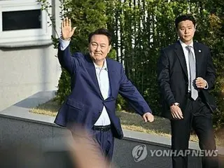 尹氏が大統領公邸から退去　「国のため新しい道探す」＝韓国