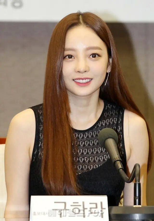 日本のガールズグループ、故ク・ハラさん（KARA）の写真に棺を合成…“度を越した”マーケティングに謝罪