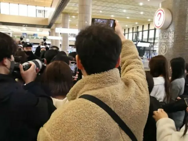 組織暴力団のような警護で芸能人のイメージ失墜にもなっている空港撮影問題の解決案
