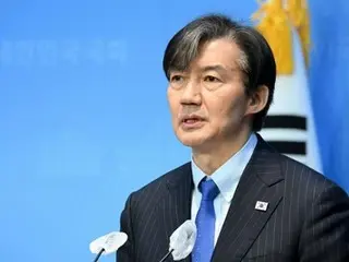 チョ・グク前祖国革新党代表「共に民主党の候補は祖国革新党の候補、応援して助けよう」＝韓国