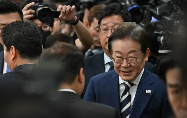 「李在明暗殺団を募集」…フェイスブックに書き込んだ30代男を検挙＝韓国