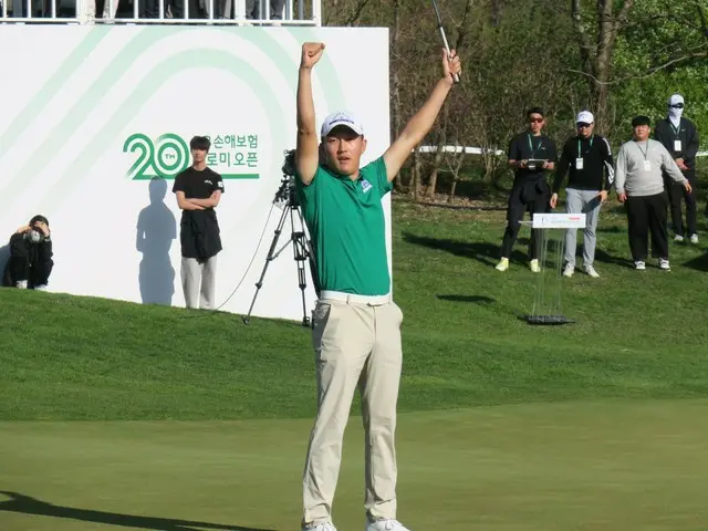 優勝が決まって喜ぶキム・ペクジュン（写真：wowKorea）