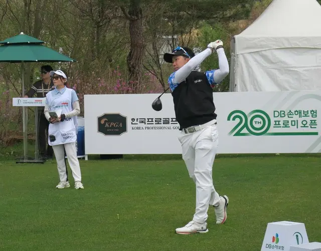 1番ホールでティーショットをする和田章太郎（写真：wowKorea）