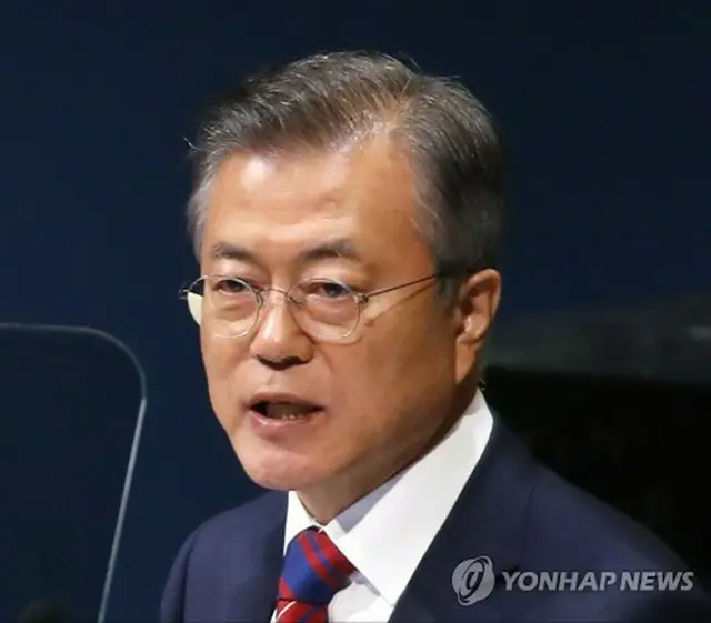 文在寅元大統領＝（聯合ニュース）