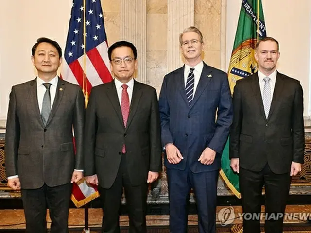 韓米通商協議始まる　財務・通商相が関税など議論