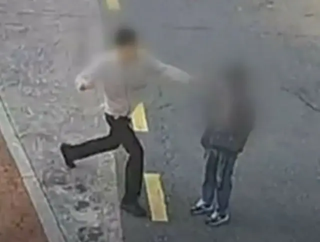 泥酔状態の30代男性、一面識もない60代女性を無差別に暴行＝韓国