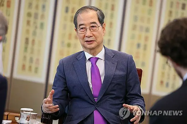 韓悳洙首相（首相室提供）＝（聯合ニュース）≪転載・転用禁止≫
