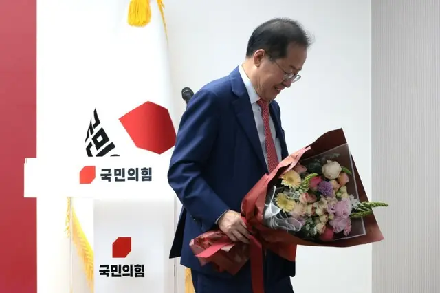 “政界引退”の洪準杓氏「政治を続ければ醜くなると思った」＝韓国