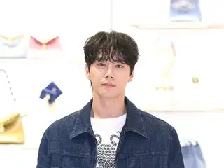 【フォト】イ・ジュニョン（「UKISS」ジュン）、爽やかなデニムコーデ…イタリアのファッションブランドイベントに参加
