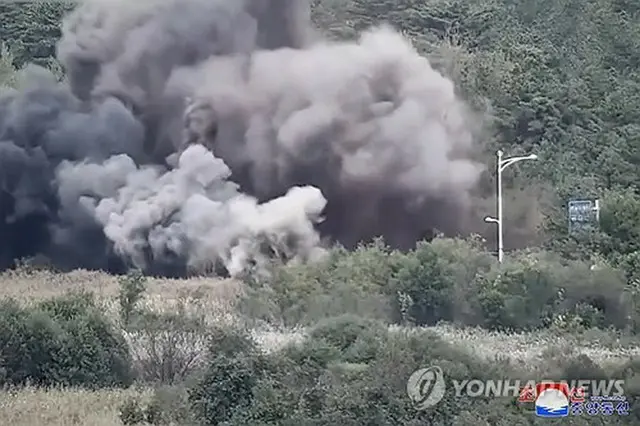 北朝鮮の朝鮮中央通信は昨年１０月１７日、韓国とつながる京義線と東海線の南北連結道路と鉄道を爆破したと報じた＝（朝鮮中央通信＝聯合ニュース）≪転載・転用禁止≫