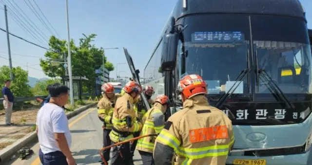 蔚山都心で交通事故相次ぐ...バス衝突で19人が病院に搬送＝韓国