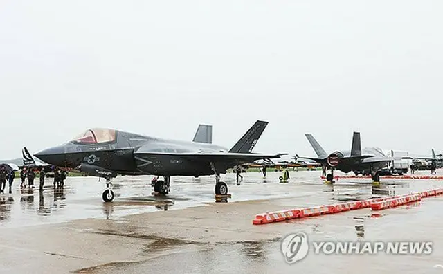 韓国・ソウル南方、平沢にある在韓米軍の烏山基地で１０、１１の両日に開催されたエアショー「烏山エアーパワーデー」＝（聯合ニュース）