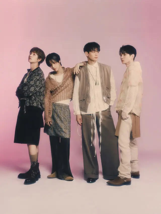 ボーイズグループ「SHINee」のシングル「Poet | Artist」の最初のティザーイメージが公開され話題だ。