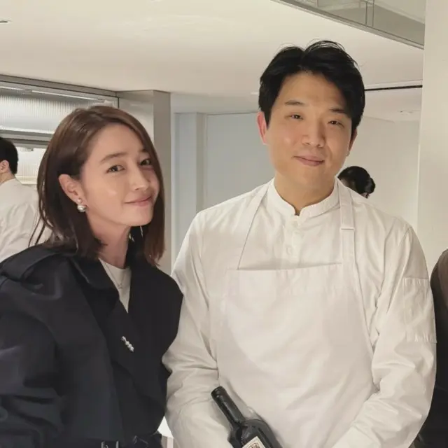 女優イ・ミンジョン、夫イ・ビョンホンをトリミング！？