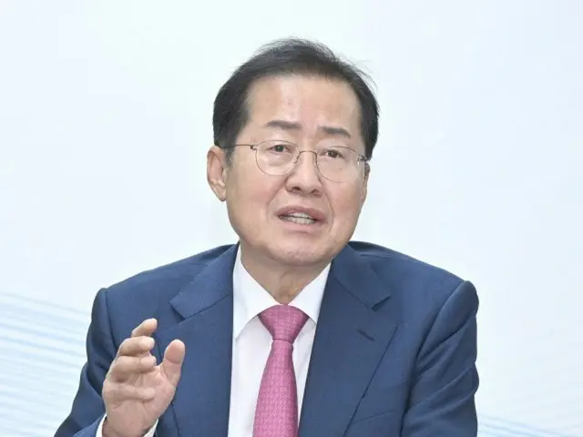 与党特使団に会った洪準杓氏…「民主党と手を組むことは絶対ない」＝韓国
